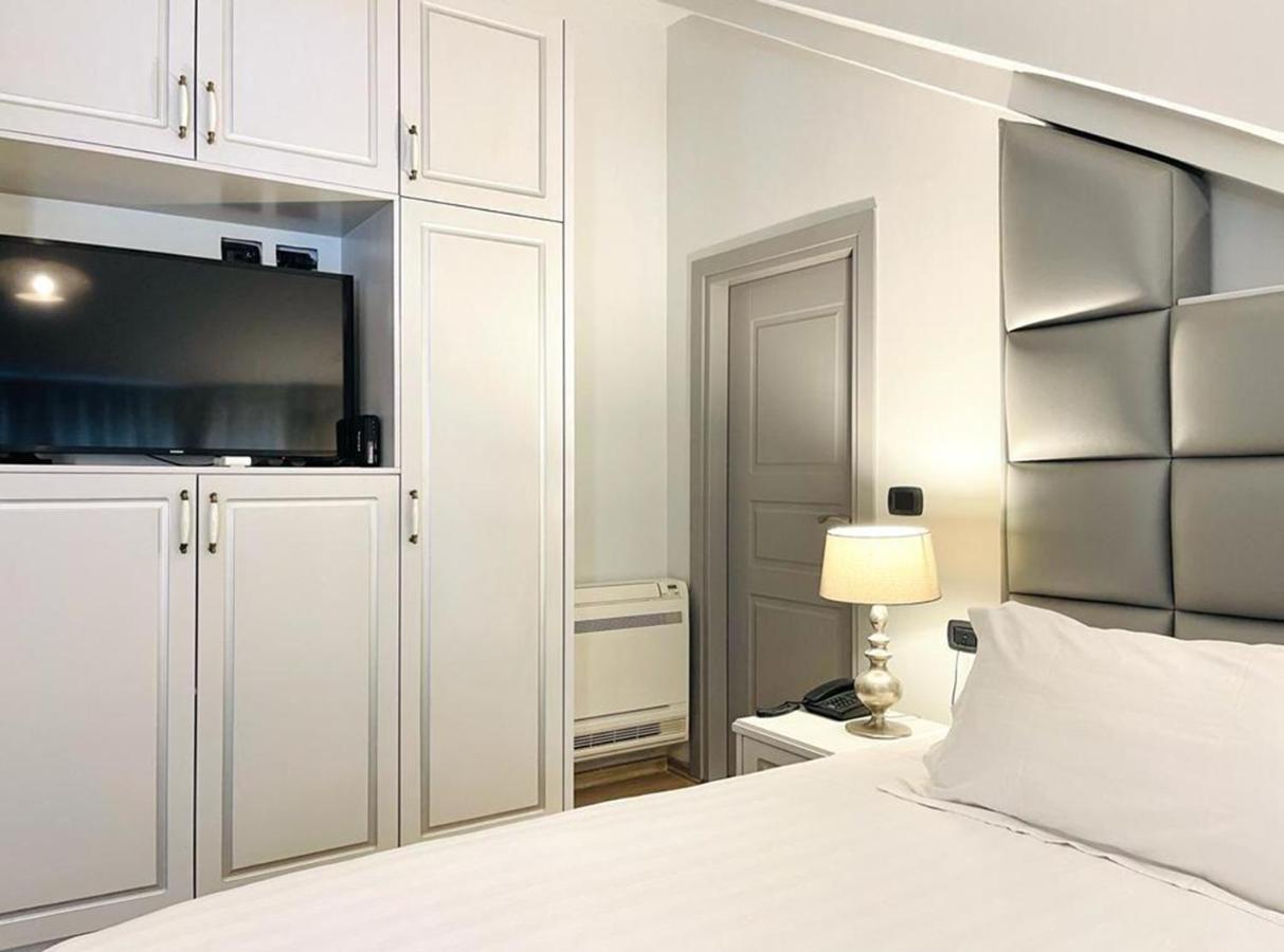 Vila Shard Boutique Hotel Tiranë Luaran gambar