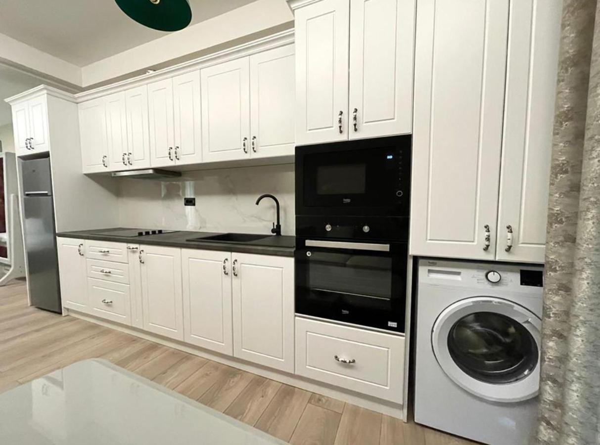 Vila Shard Boutique Hotel Tiranë Luaran gambar