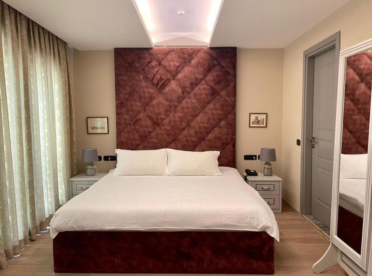 Vila Shard Boutique Hotel Tiranë Luaran gambar